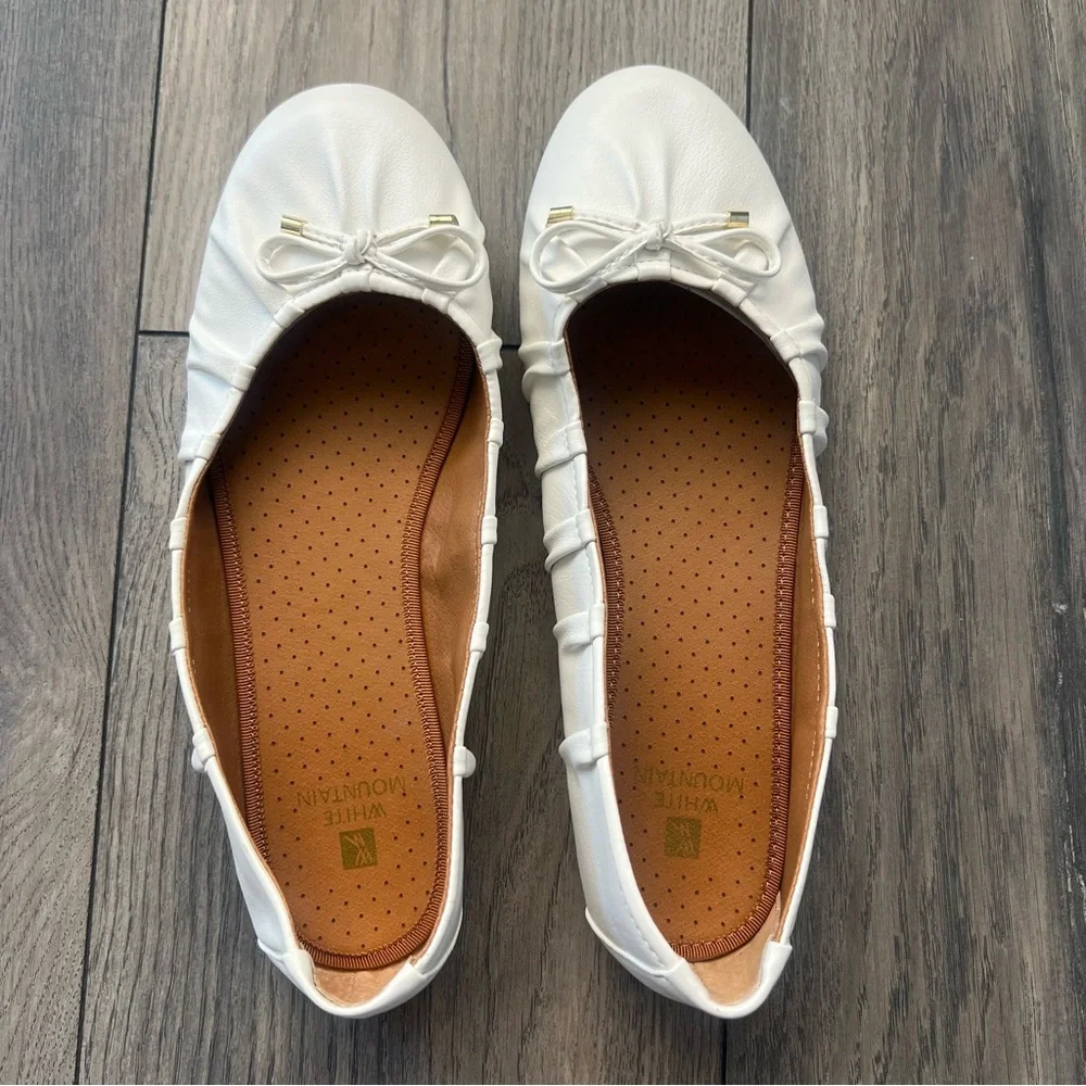 White Mountain Sakari White Ballet Flats with Bow 8.5 - Picture 8 of 10